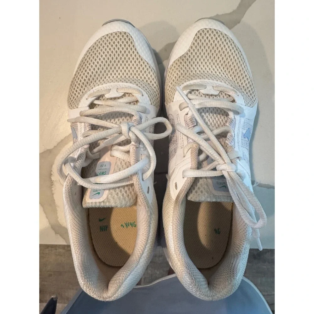 Nike‎ Run Swift 2 Womens Running Shoes White Light Blue 8